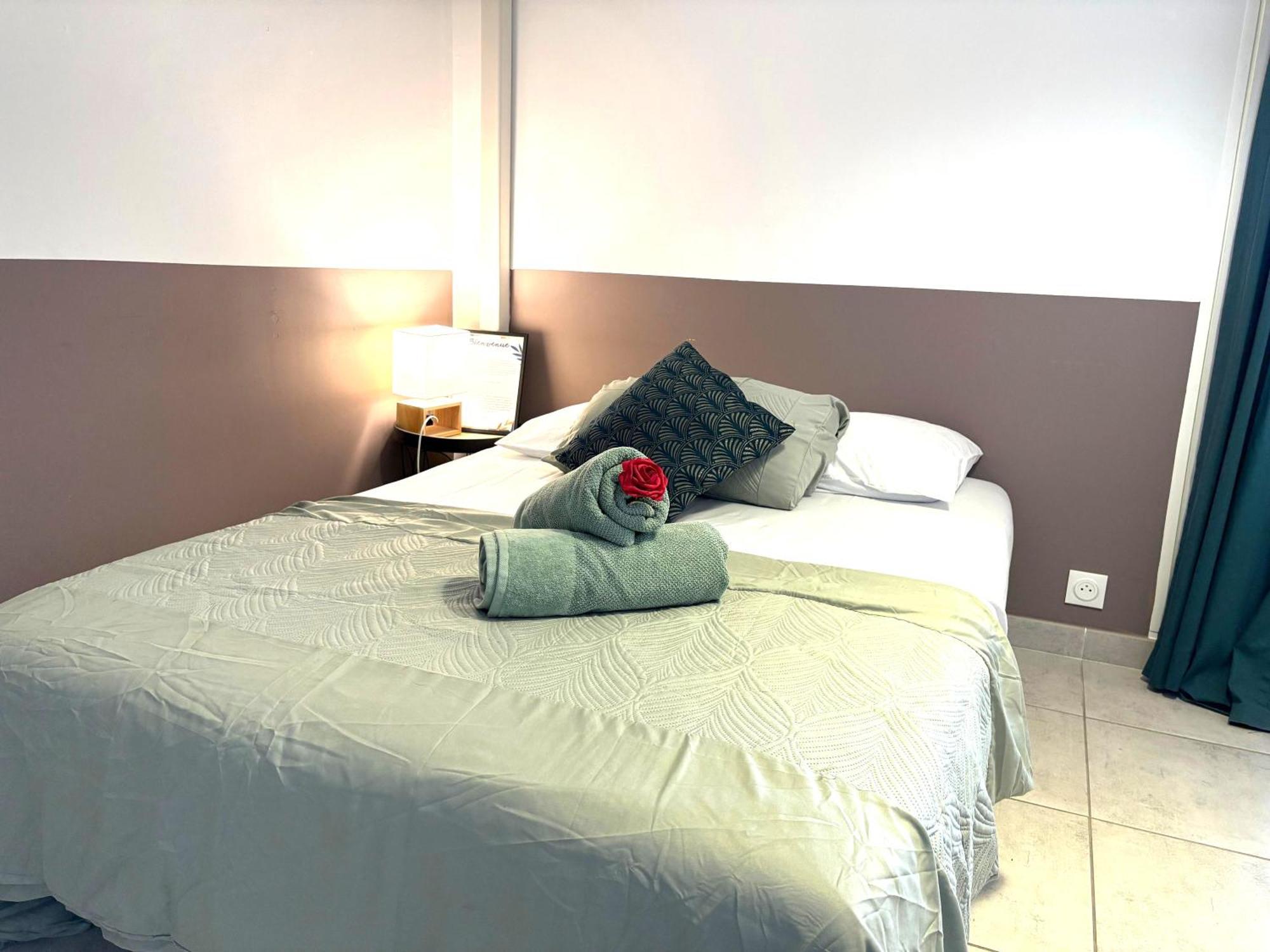 L'Amazone Studio Plein Centre Plages A 2Min Clim Wifi Sur Le Port - Top Prosconciergerie- La Grande Motte Ngoại thất bức ảnh